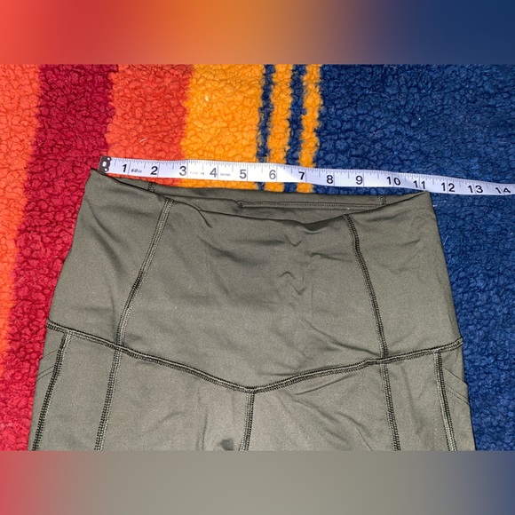 Victorias Secret Sport Green Workout Leggings in size XS - Picture 3 of 7